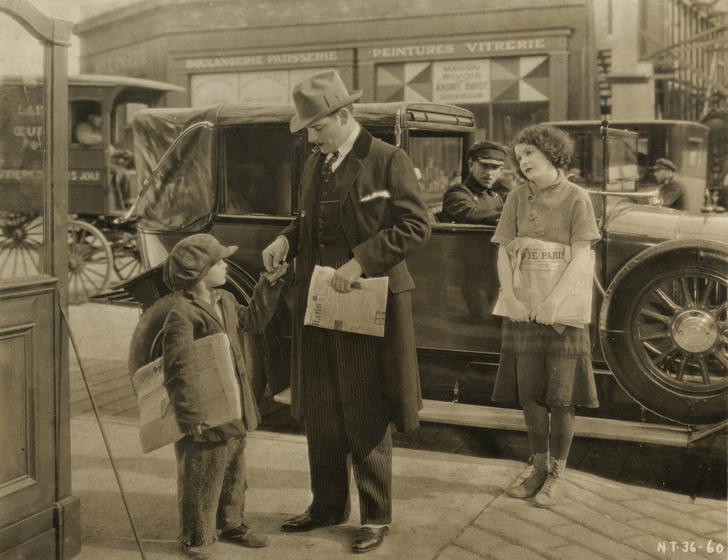 Ronald Colman, Frankie Darro and Norma Talmadge in Kiki (1926) | www.vintoz.com