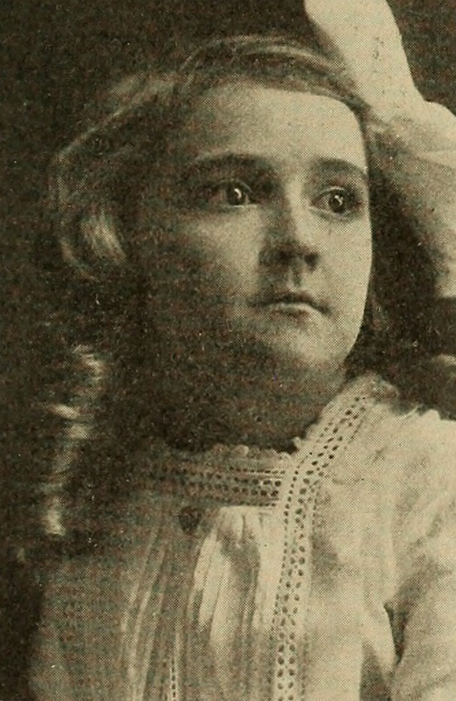 Adele DeGarde — Motography’s Gallery of Picture Players (1913) | www.vintoz.com