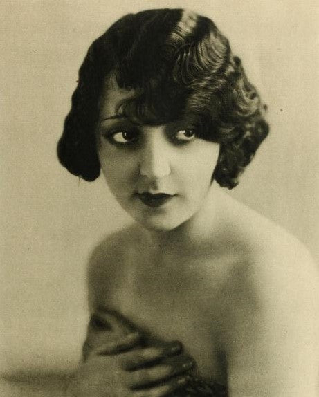 Alma Bennett (Alma Long) (1904–1958) | www.vintoz.com