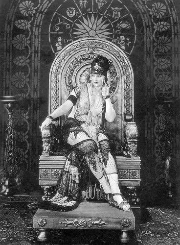 The Queen of Sheba (1921) | www.vintoz.com