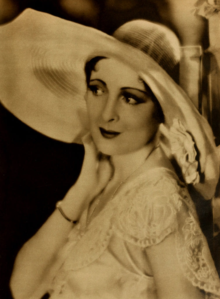 Billie Dove — As She Is (1930) | www.vintoz.com