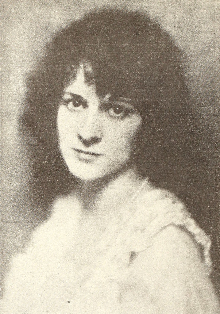 Carol Dempster — D. W. Griffith Presents — (1921) | www.vintoz.com