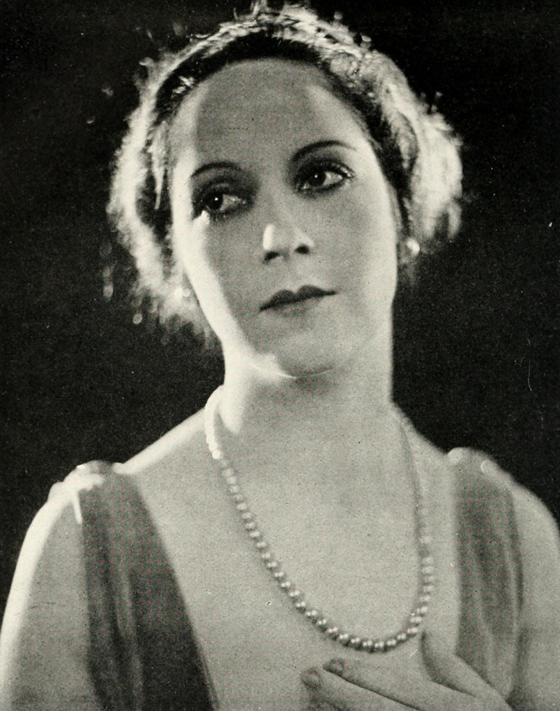Claire Du Brey — Want-Ad Vampire (1919) | www.vintoz.com
