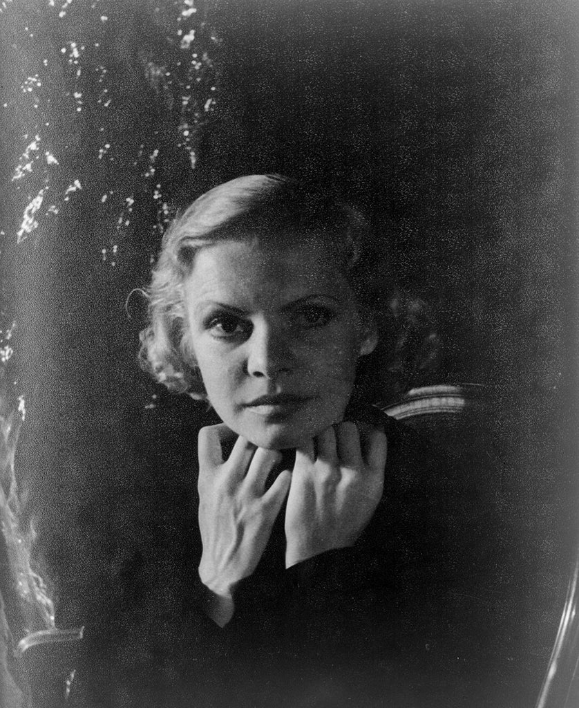 Claire Luce — Hollywood’s ‘Gone’ on the Luce! (1931) | www.vintoz.com