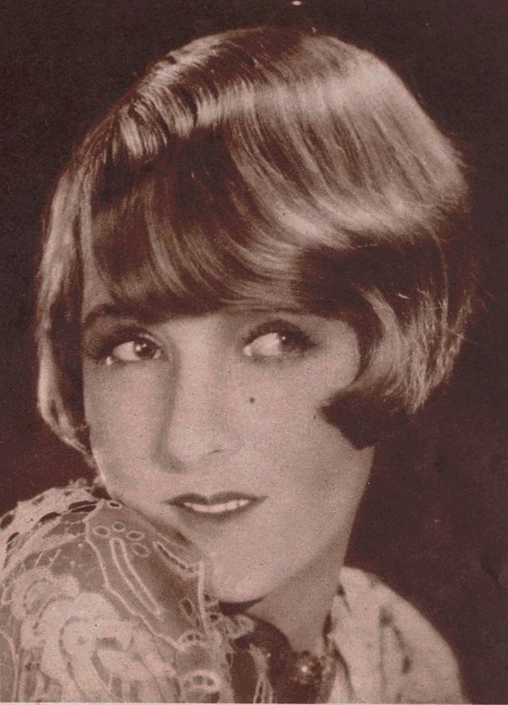 Claire Windsor (1931) | www.vintoz.com