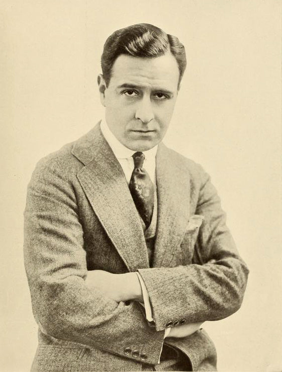 The Strange Case of Conway Tearle (1928) | www.vintoz.com