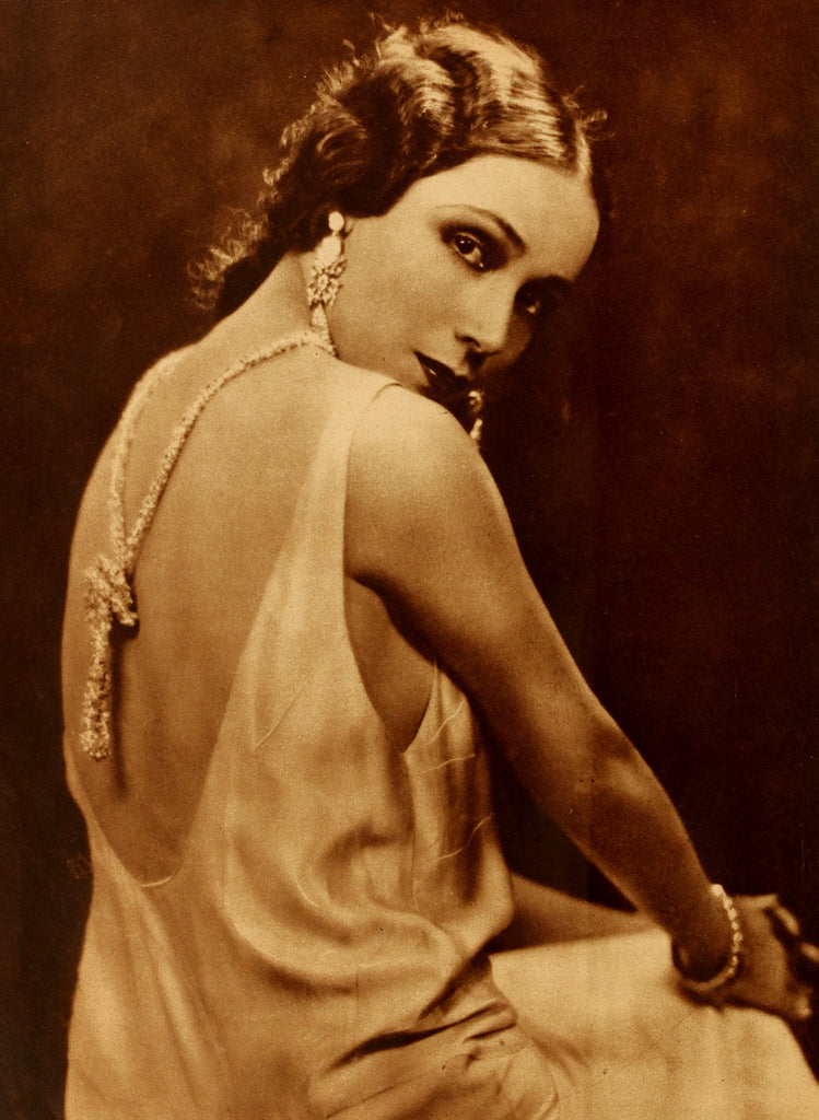 Dolores del Rio — Sad One of the River (1930) | www.vintoz.com