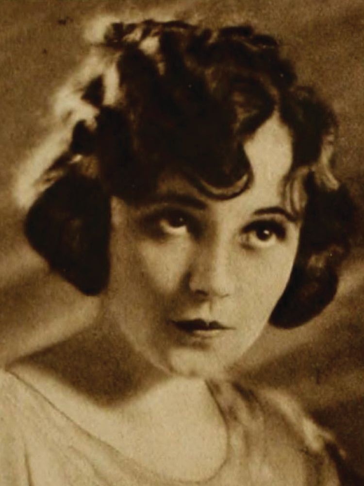 Dorothy Devore — Blue Book of the Screen (1923) | www.vintoz.com