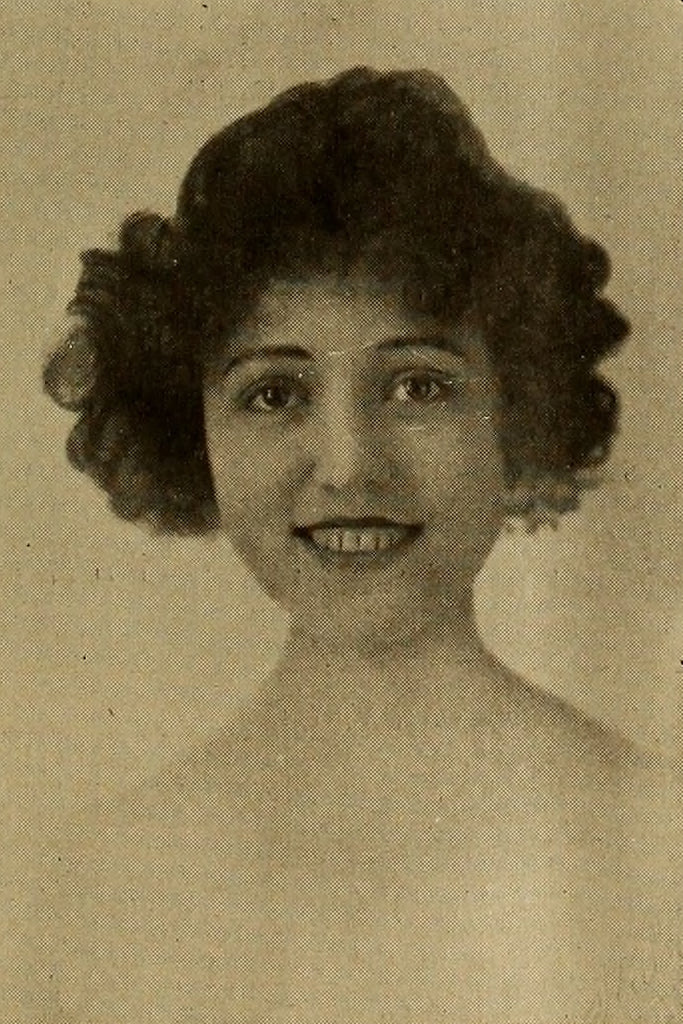 Dorothy Kelly — Motography’s Gallery of Picture Players (1913) | www.vintoz.com