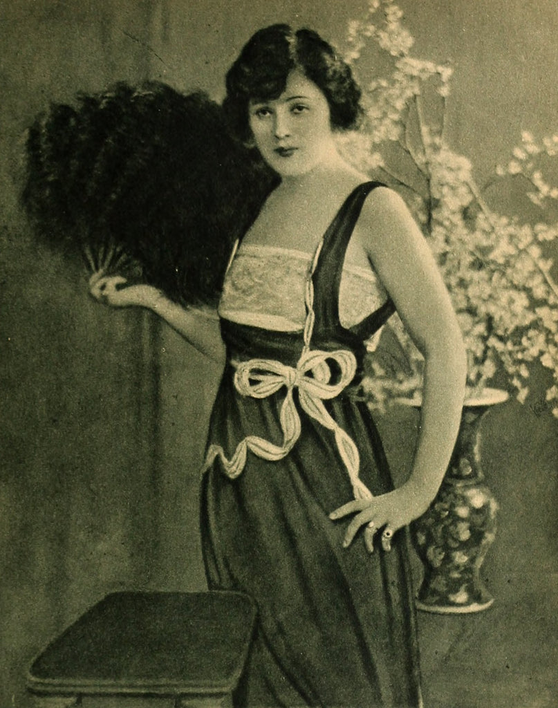 Edith Hallor — The Camaraderie of Edith (1920) | www.vintoz.com
