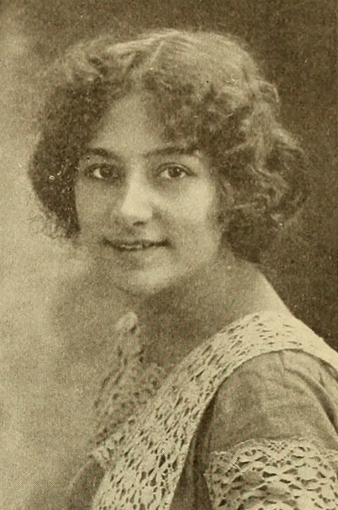 Edna Flugrath — Motography’s Gallery of Picture Players (1913) | www.vintoz.com