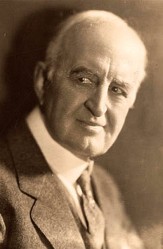 Frank Currier (1857–1928) | www.vintoz.com