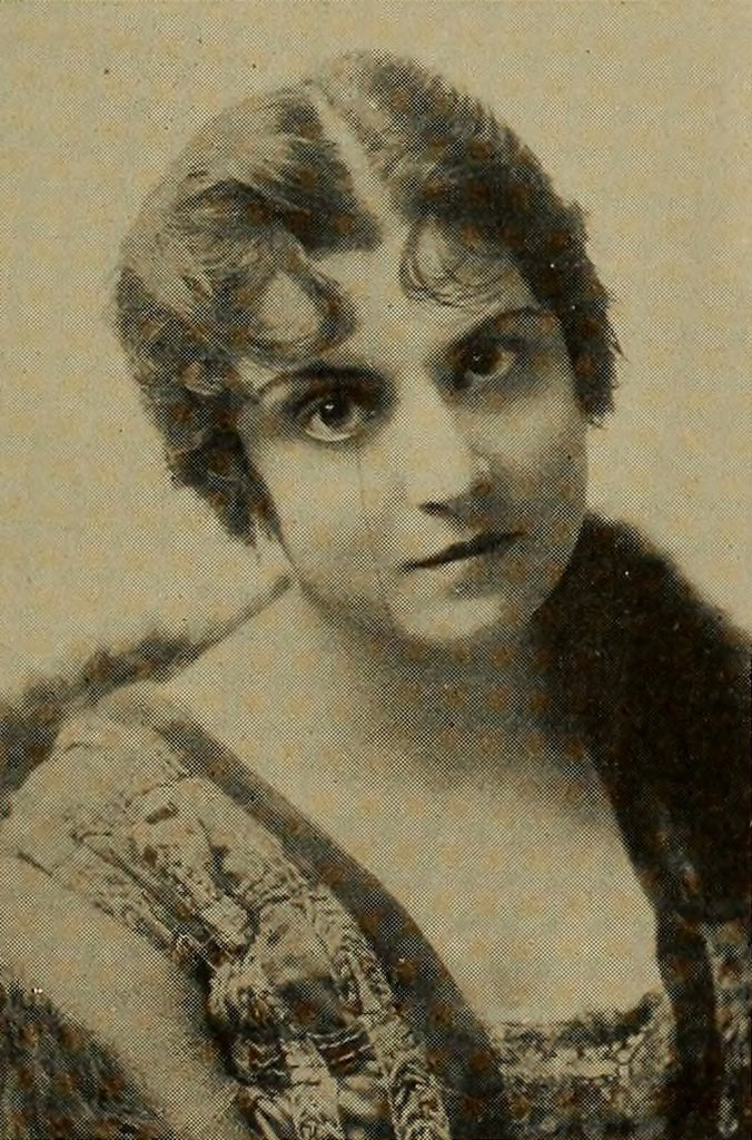 Fritzi Brunette — Motography’s Gallery of Picture Players (1913) | www.vintoz.com
