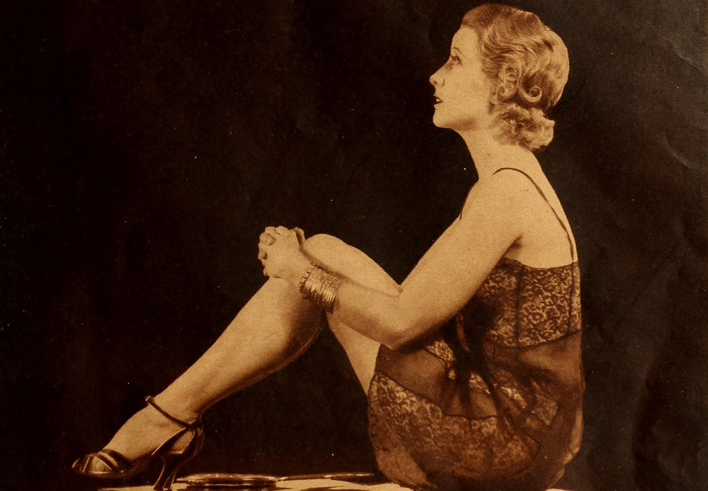 Genevieve Tobin (1932) | www.vintoz.com