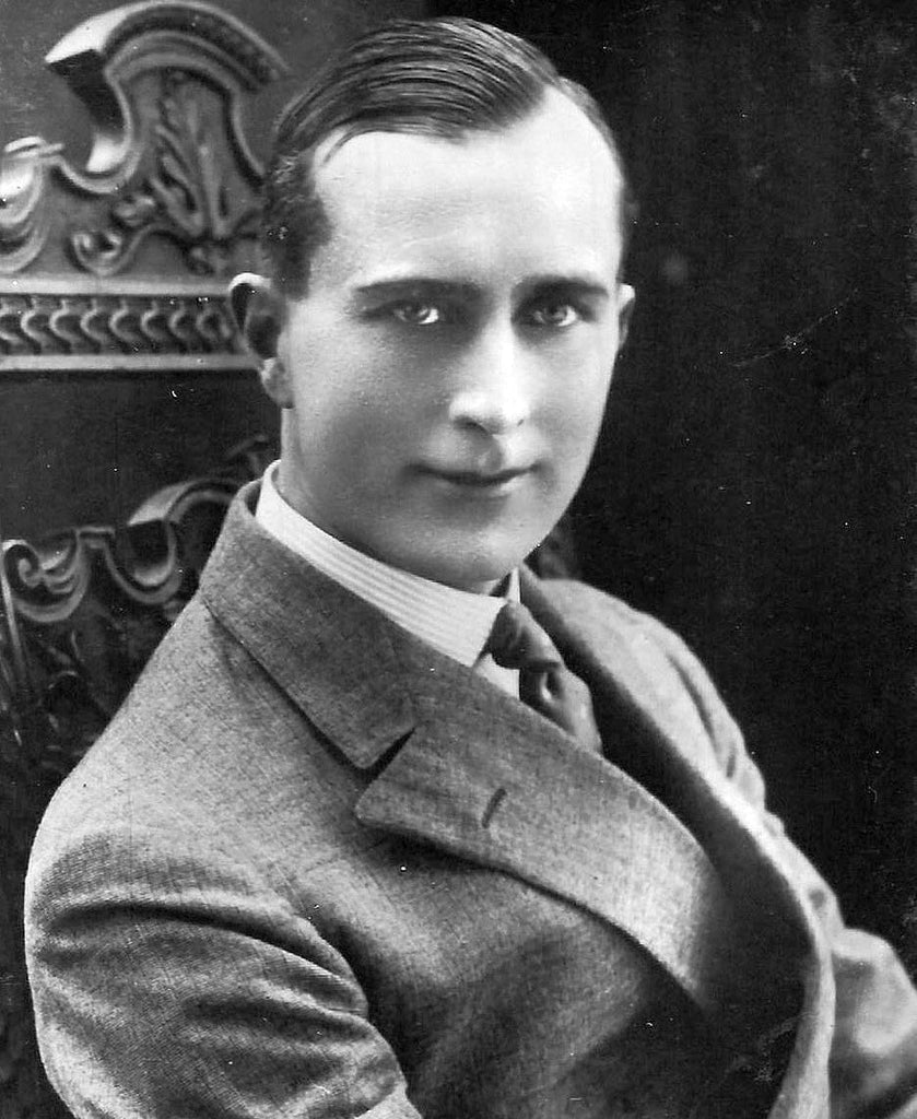 Gregory Scott (Gregory Scott Frances) (1879–19??) | www.vintoz.com