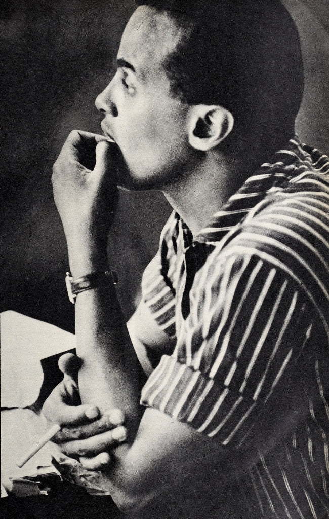 Mike Wallace Cross-Examines Belafonte (1957) | www.vintoz.com