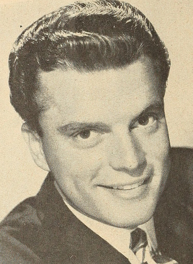 Harry Lewis — New Man for Fans (1946) | www.vintoz.com