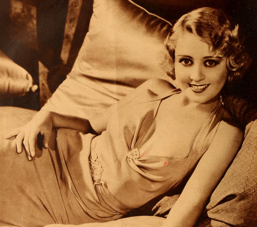 Joan Blondell — “I Won’t Say Yes — And I Won’t Say No” (1932) | www.vintoz.com