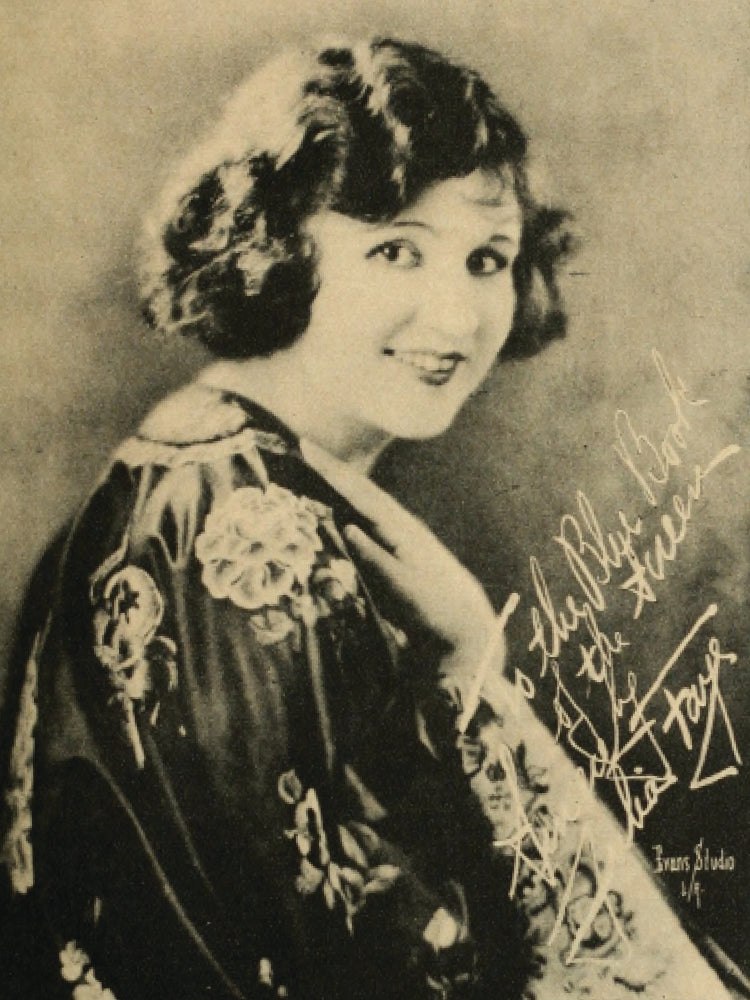 Julia Faye — Blue Book of the Screen (1923) | www.vintoz.com