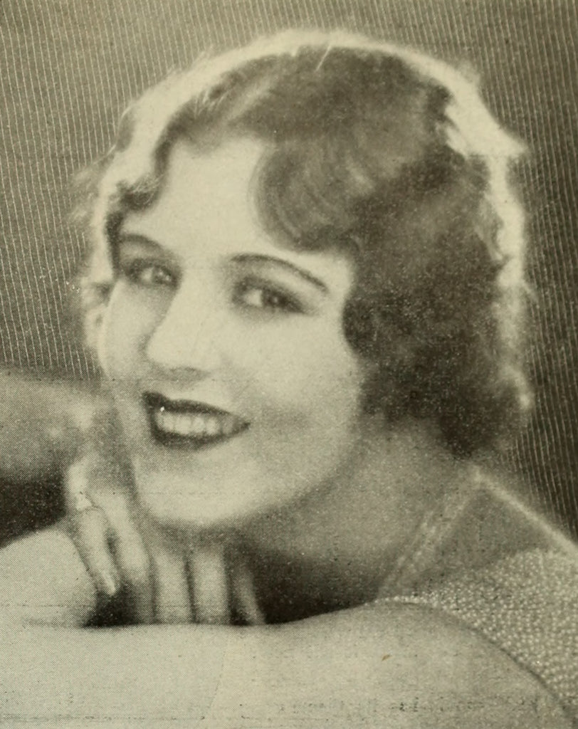 June Collyer — When They Love Out Loud (1929) | www.vintoz.com