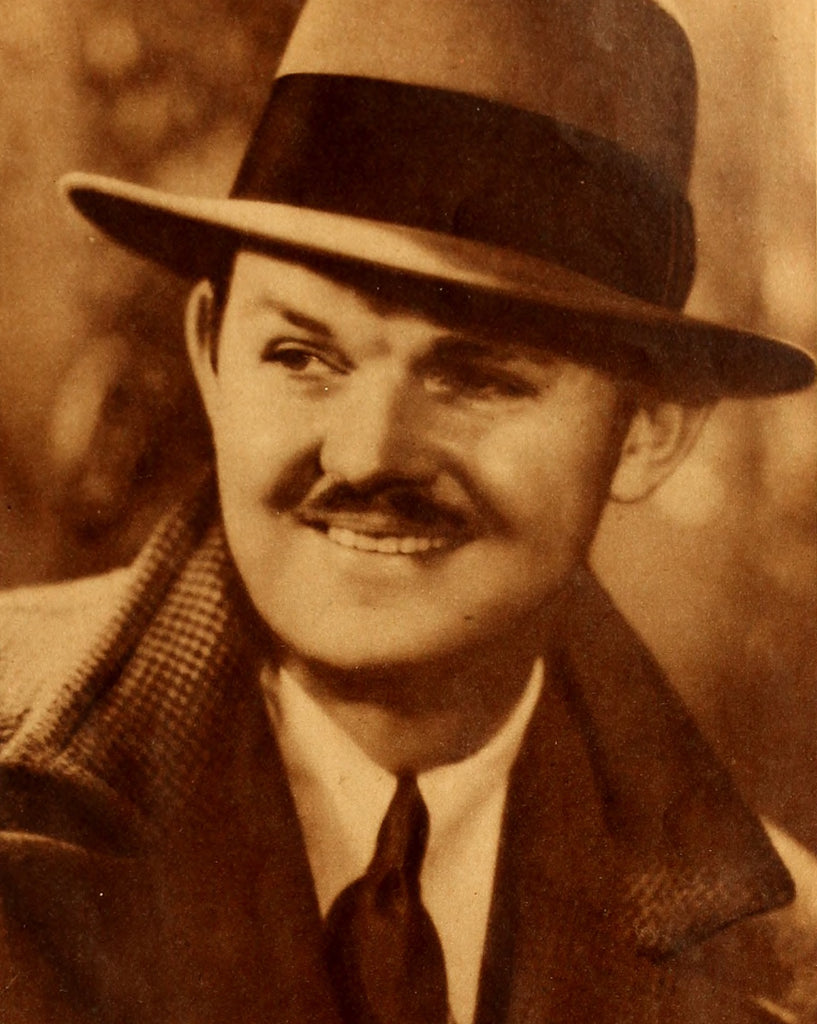 Lawrence Tibbett’s Married Life Reveals Unique Triangle (1931) | www.vintoz.com