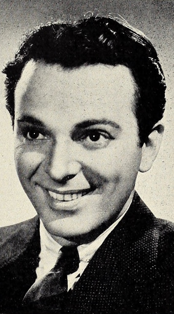 Leonard Penn (Who’s Who at MGM, 1937) | www.vintoz.com