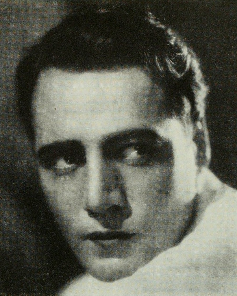 Leslie Fenton — He Threw Away a Million (1929) | www.vintoz.com