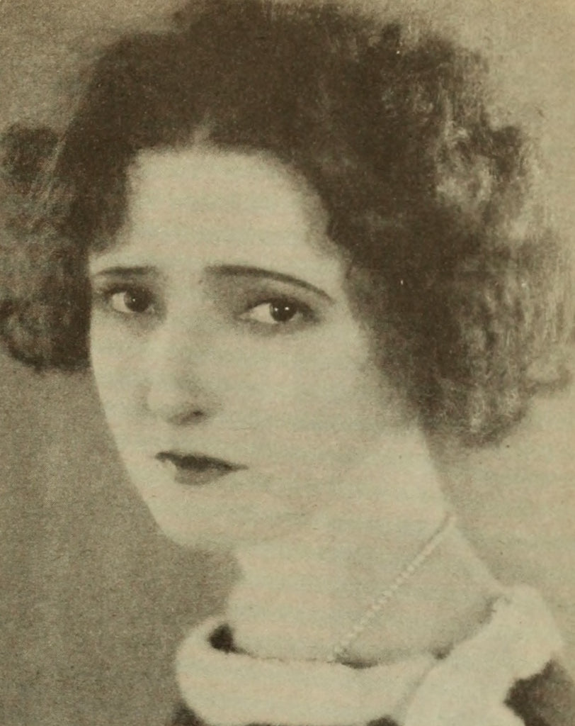 Mabel Ballin and Hugo Ballin — The Ballins (1922) | www.vintoz.com
