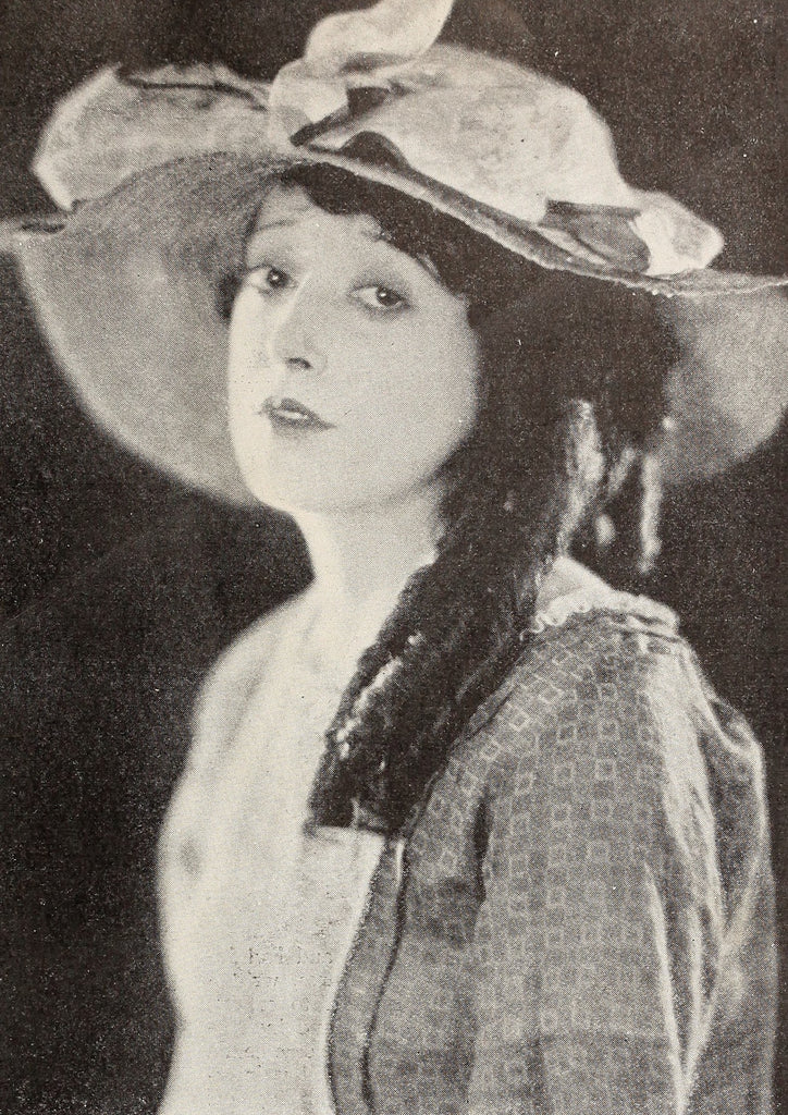 Mabel Normand — The Irrepressible One (1923) | www.vintoz.com