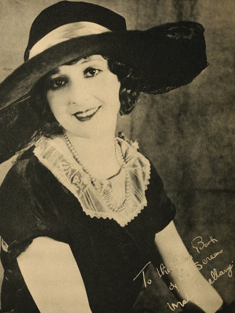Madge Bellamy — Blue Book of the Screen (1923) | www.vintoz.com