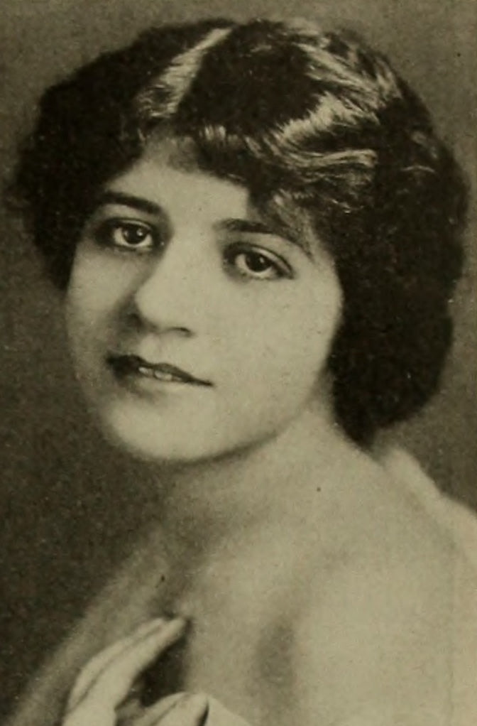 Marguerite Snow — Motography’s Gallery of Picture Players (1912) | www.vintoz.com