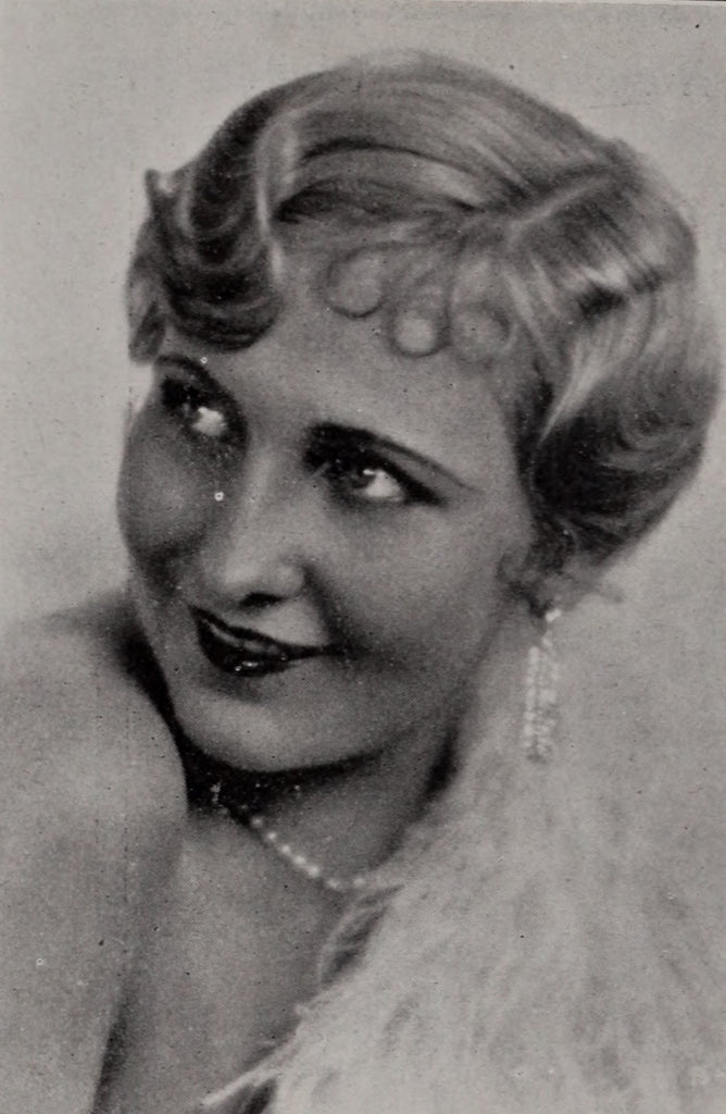 María Corda — Biographical Sketch (1927) | www.vintoz.com