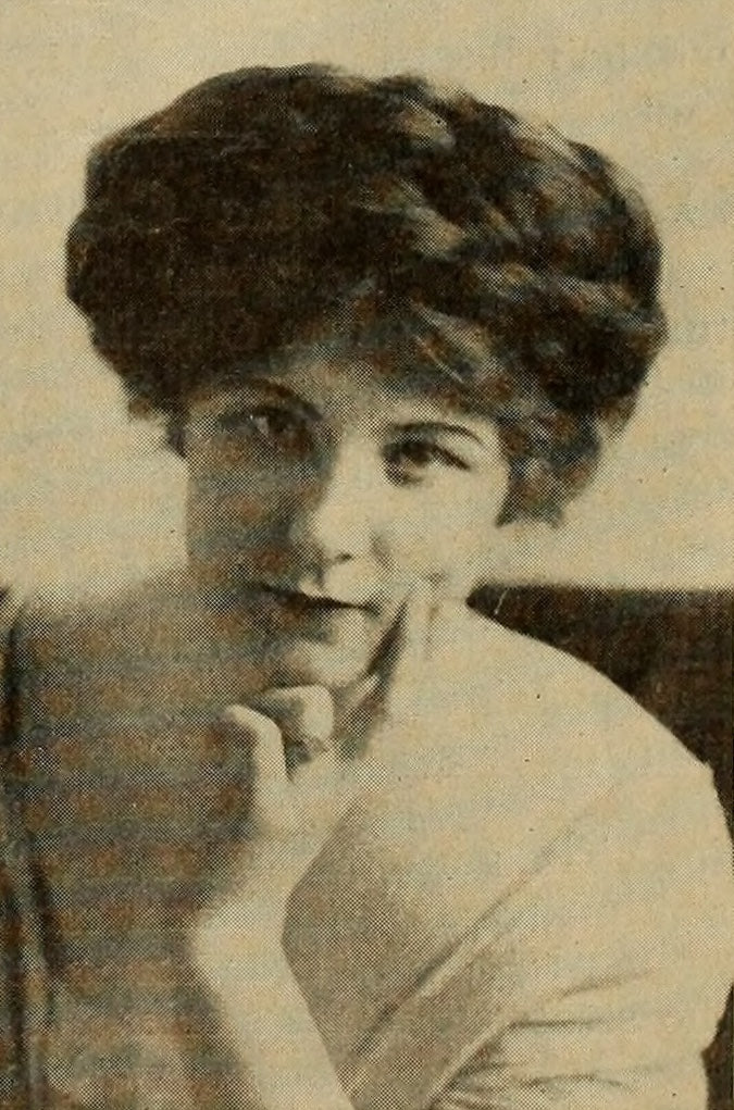 Mary Ryan — Motography’s Gallery of Picture Players (1913) | www.vintoz.com