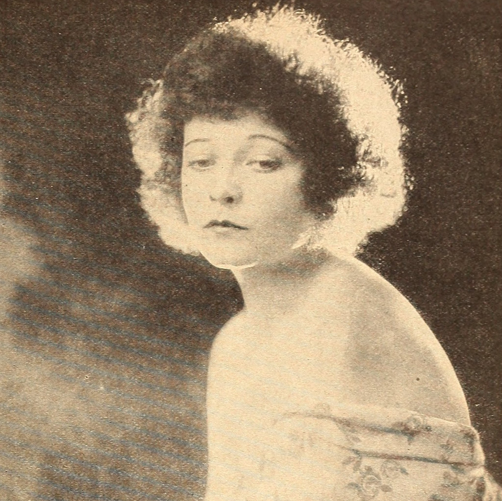 Mary Thurman — From a Beacher to a Feature (1921) | www.vintoz.com