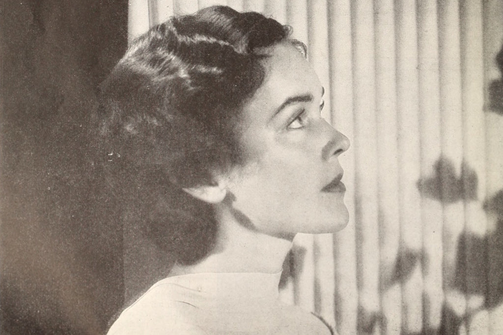 Maureen O’Sullivan — The Mystery of Maureen (1935) | www.vintoz.com