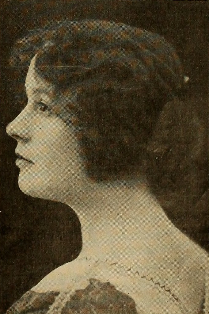Mildred Bright — Motography’s Gallery of Picture Players (1913) | www.vintoz.com