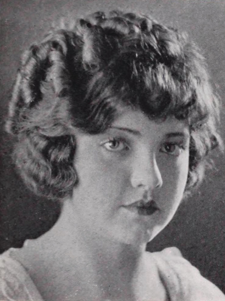 Mildred June — Blue Book of the Screen (1923) | www.vintoz.com