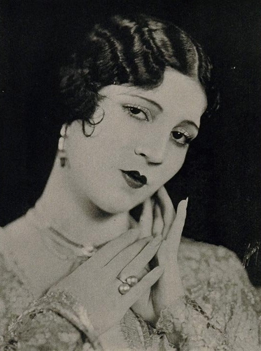 Olive Borden (Olive Mary Borden) (1907–1947) | www.vintoz.com