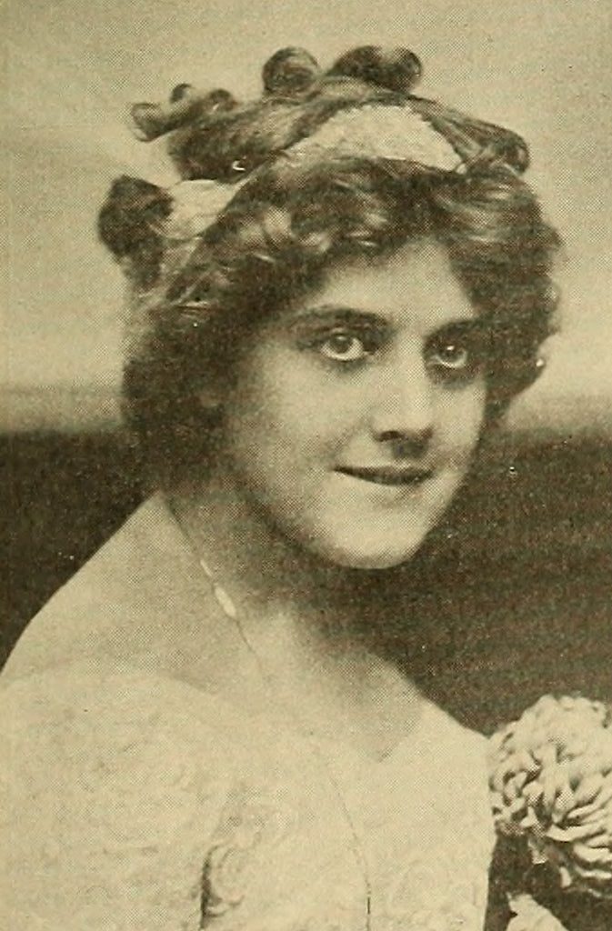 Ormi Hawley — Motography’s Gallery of Picture Players (1913) | www.vintoz.com