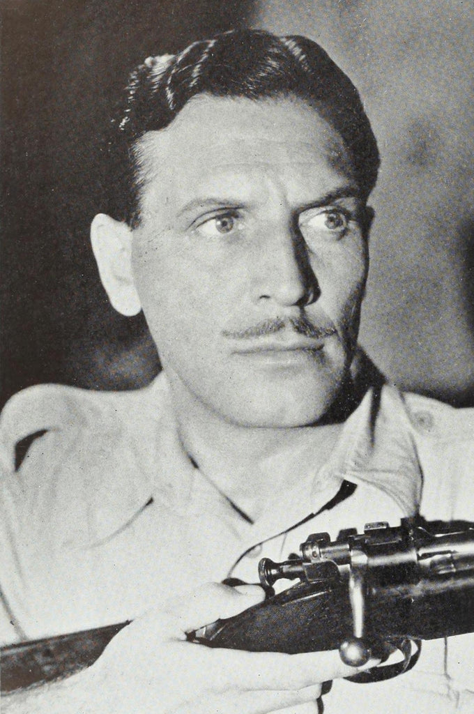 Paul Cavanagh (1934) | www.vintoz.com