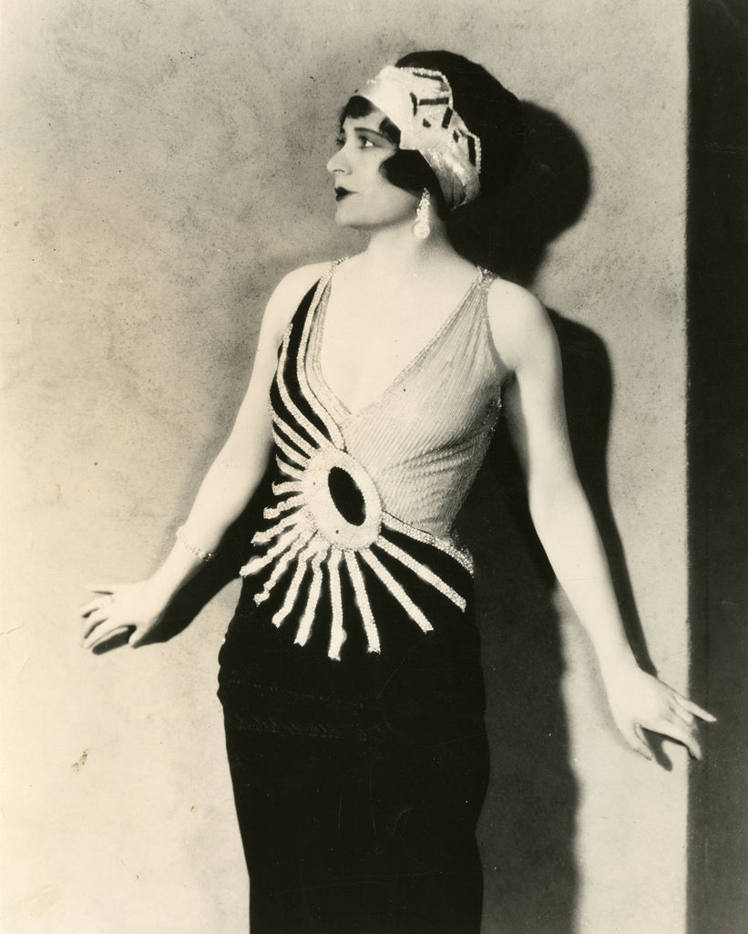 Paulette Duval (1889 – 1951) | www.vintoz.com