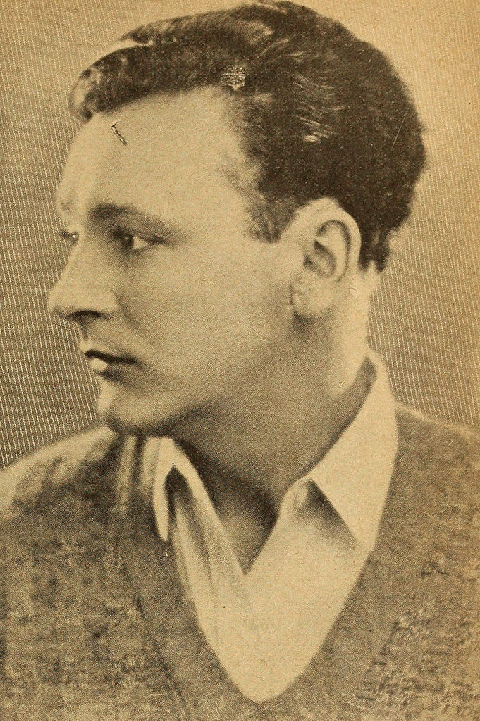 Richard Talmadge — Could a Broken Neck Stop Him? Not Much! (1927) | www.vintoz.com