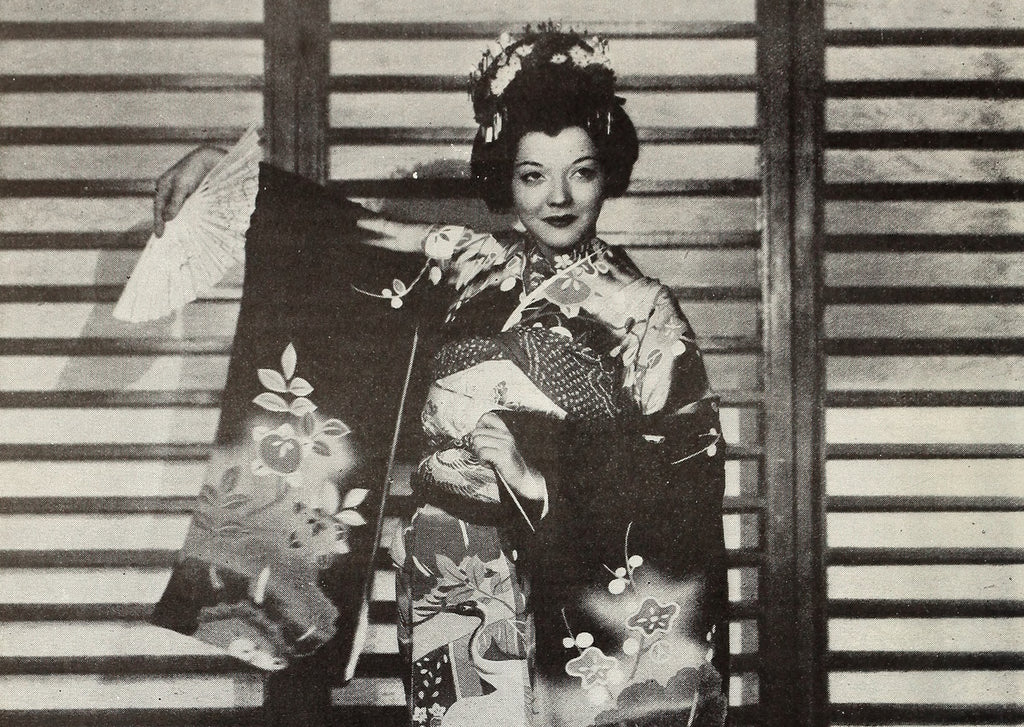 Sylvia Sidney (Madame Butterfly, 1932) | www.vintoz.com