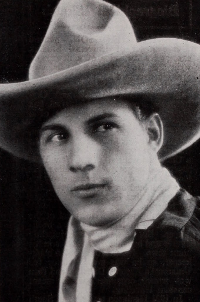 Tom Tyler — Biographical Sketch (1927) | www.vintoz.com