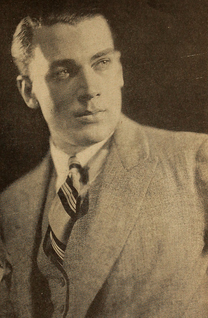 Walter Pidgeon — Presenting Mr. Pidgeon (1926) | www.vintoz.com