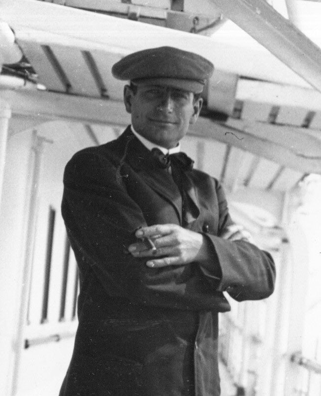 Henry Cronjager (1877–1967) | www.vintoz.com