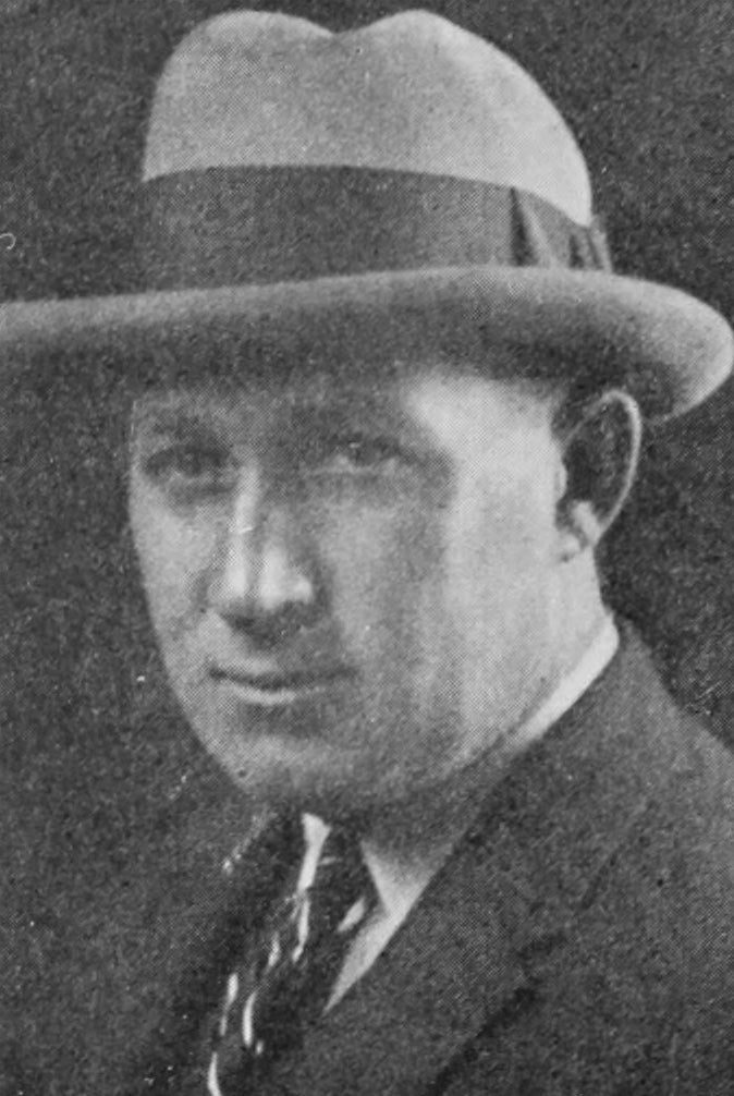 Robert Kurrle (Robert B. Kurrle) (1890–1932) | www.vintoz.com