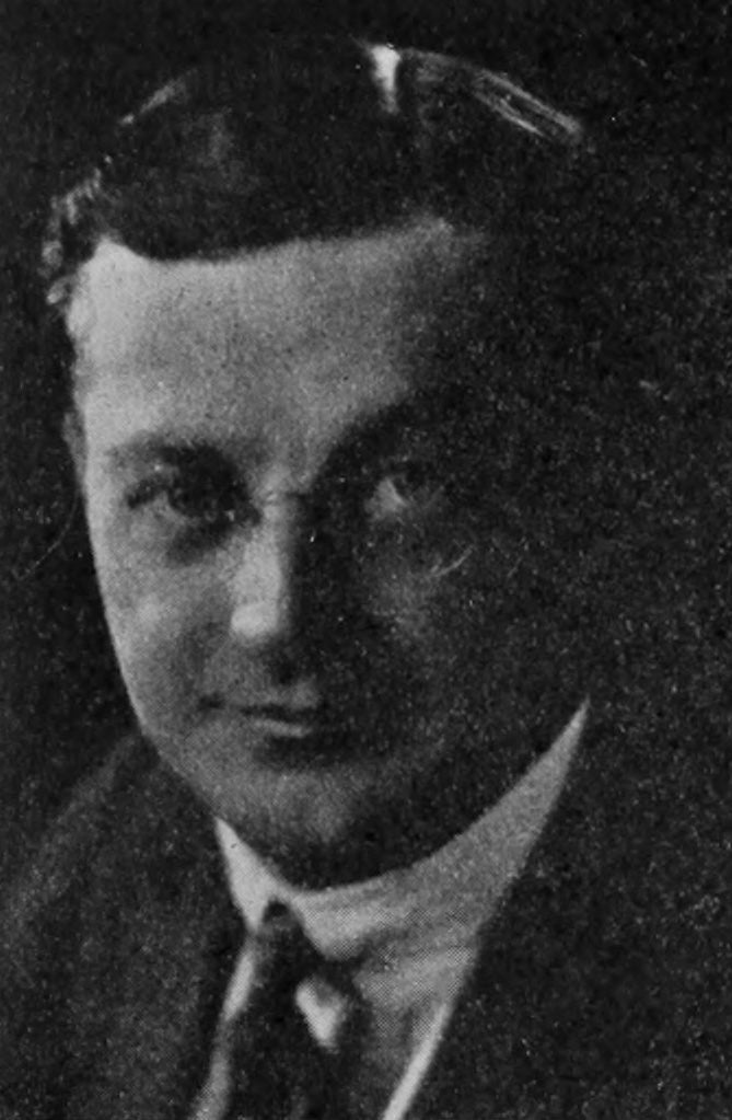 Robert Newhard (Robert S. Newhard | Robert Newhardt | Robert Newhart) (1884–1945) | www.vintoz.com