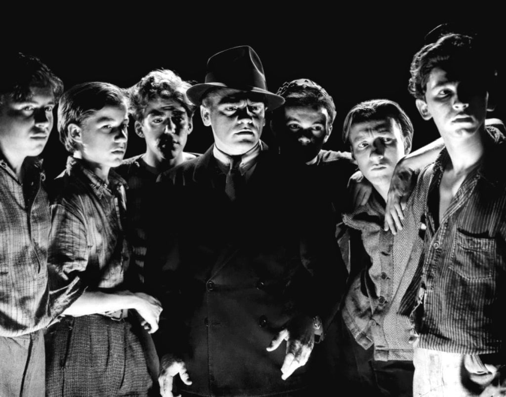 James Cagney and The Dead End Kids in Angels with Dirty Faces (1938) | www.vintoz.com