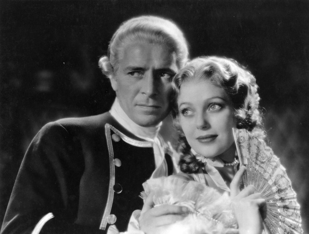 Ronald Colman and Loretta Young in Clive of India (1935) | www.vintoz.com
